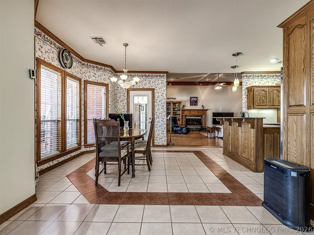 11 Longacre Drive Ramona, OK 74061