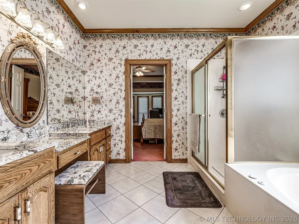 11 Longacre Drive Ramona, OK 74061