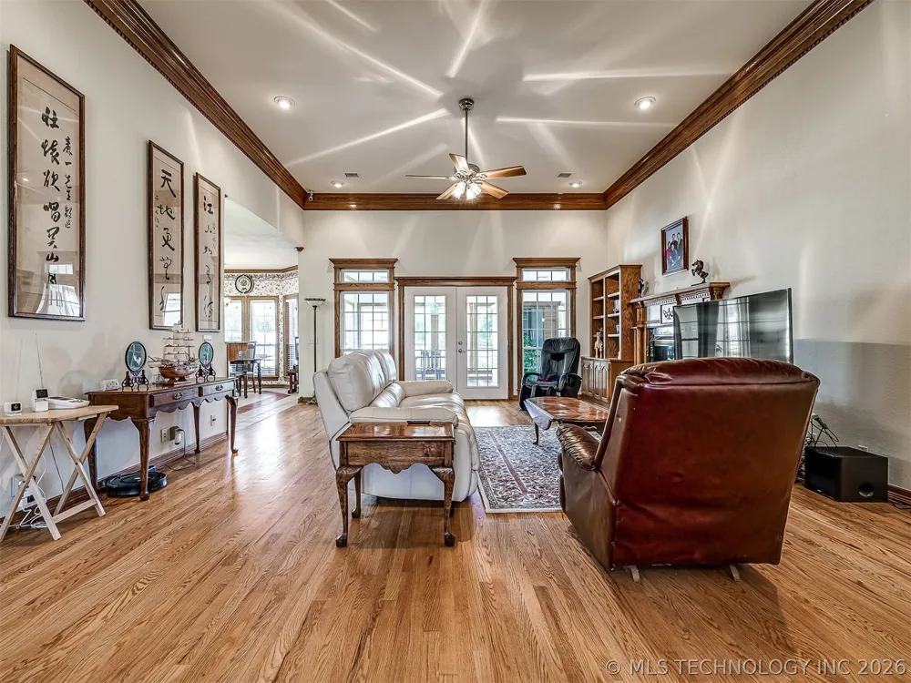 11 Longacre Drive Ramona, OK 74061