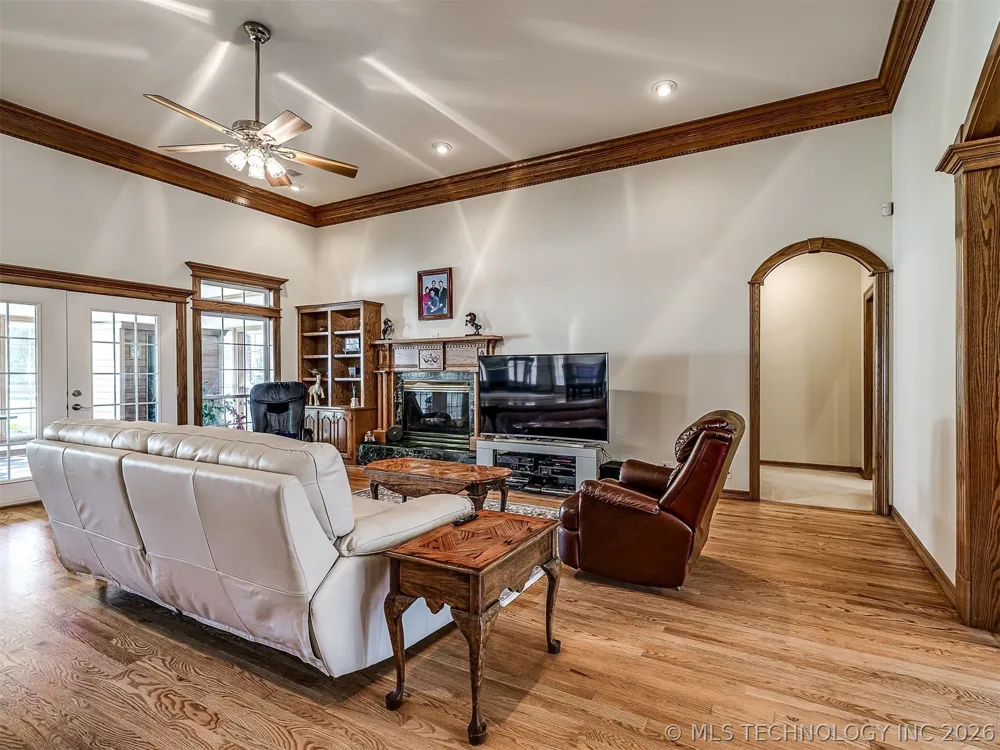 11 Longacre Drive Ramona, OK 74061