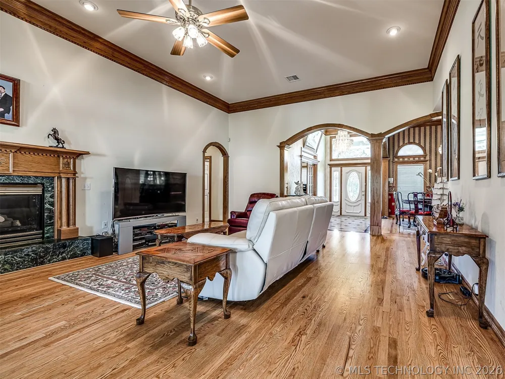 11 Longacre Drive Ramona, OK 74061