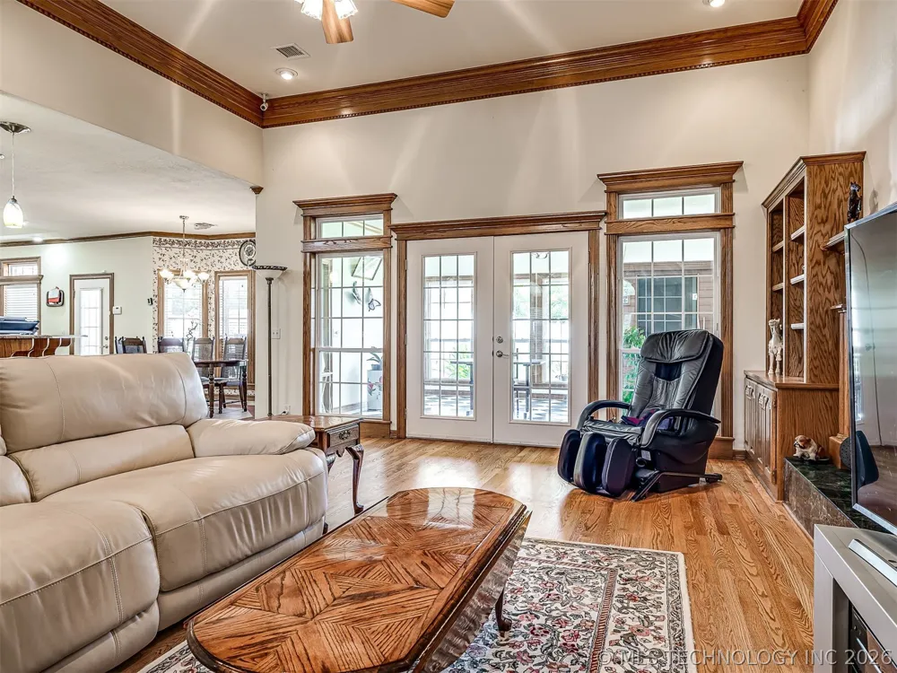 11 Longacre Drive Ramona, OK 74061