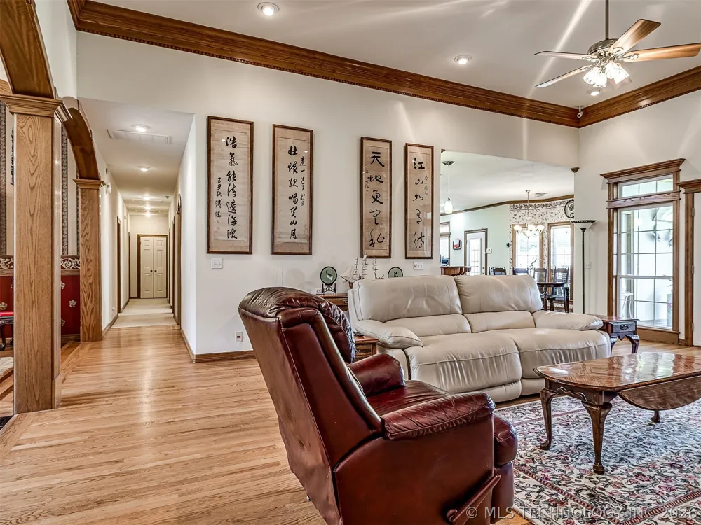 11 Longacre Drive Ramona, OK 74061