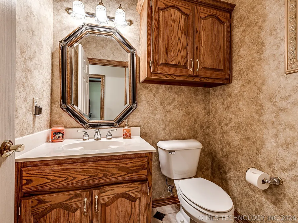 11 Longacre Drive Ramona, OK 74061