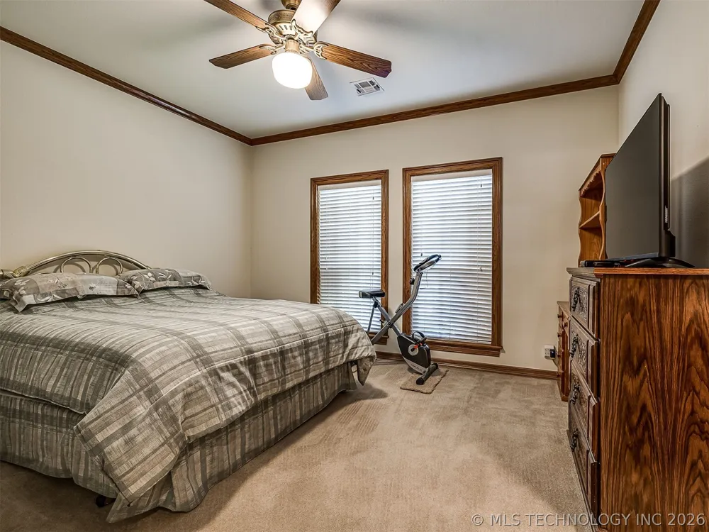 11 Longacre Drive Ramona, OK 74061