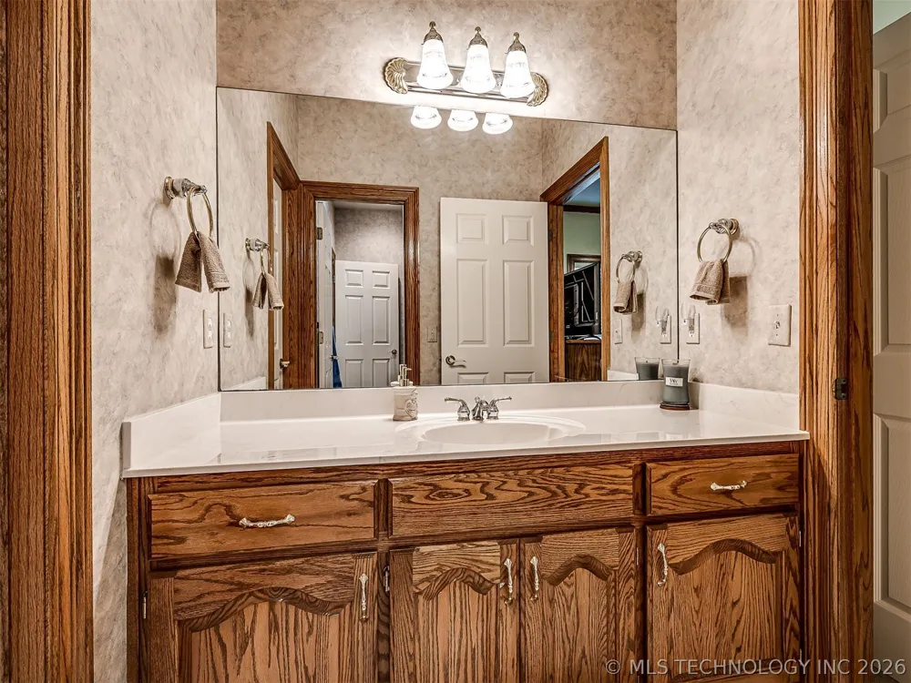 11 Longacre Drive Ramona, OK 74061