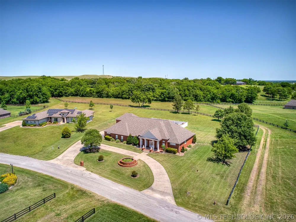 11 Longacre Drive Ramona, OK 74061