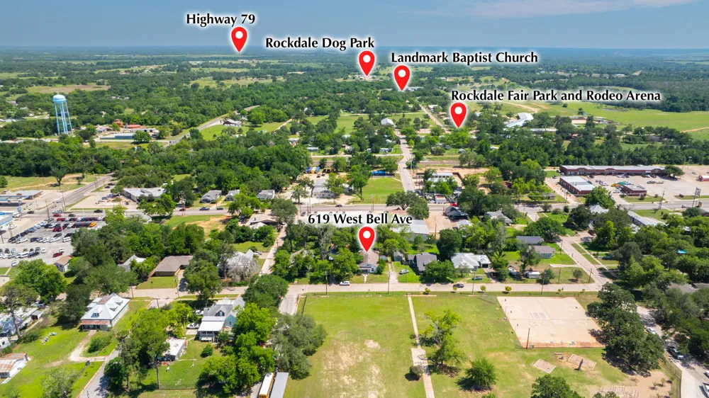 619 W Bell Avenue Rockdale, TX 76567