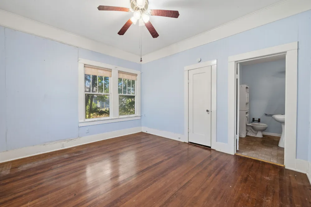 619 W Bell Avenue Rockdale, TX 76567