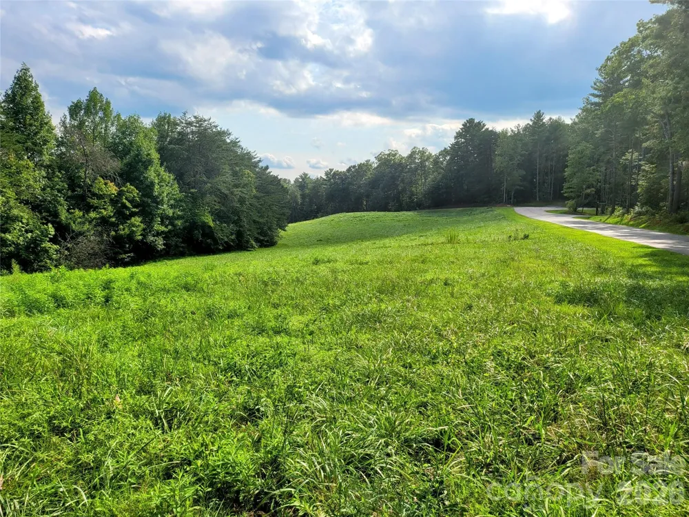 2093 Thoroughbred Way Lenoir, NC 28645