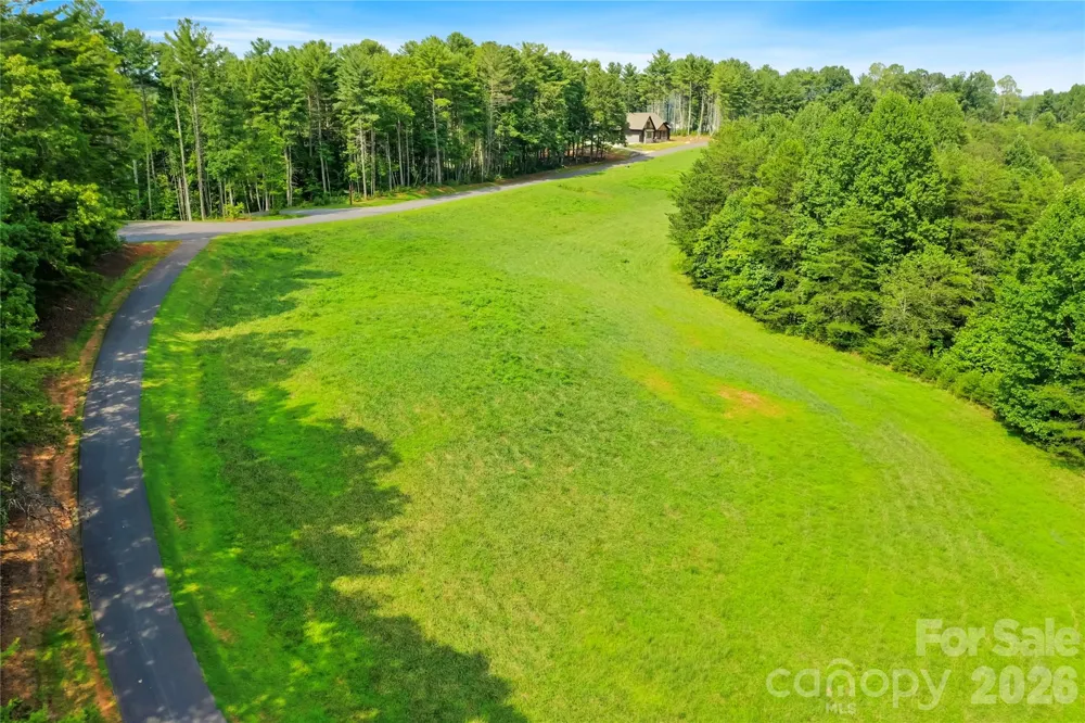 2093 Thoroughbred Way Lenoir, NC 28645