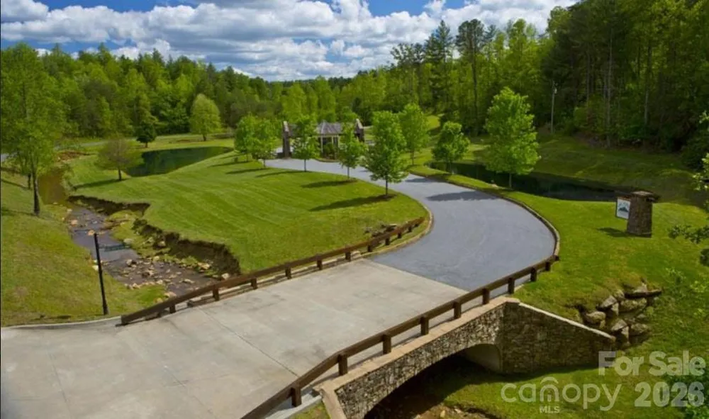 2093 Thoroughbred Way Lenoir, NC 28645