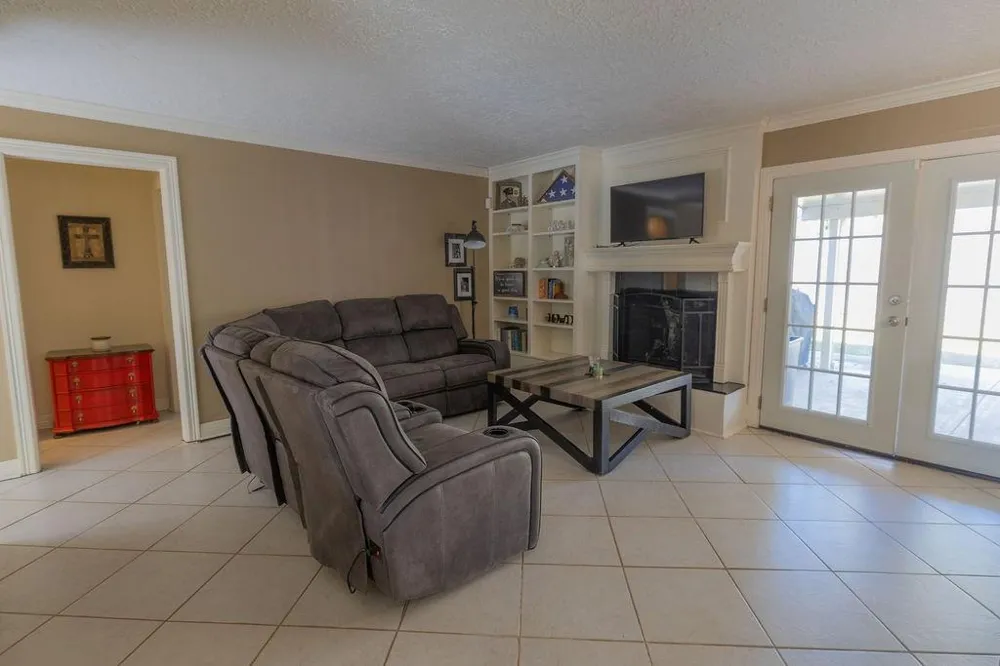 11918 Dorrance Lane Meadows Place, TX 77477