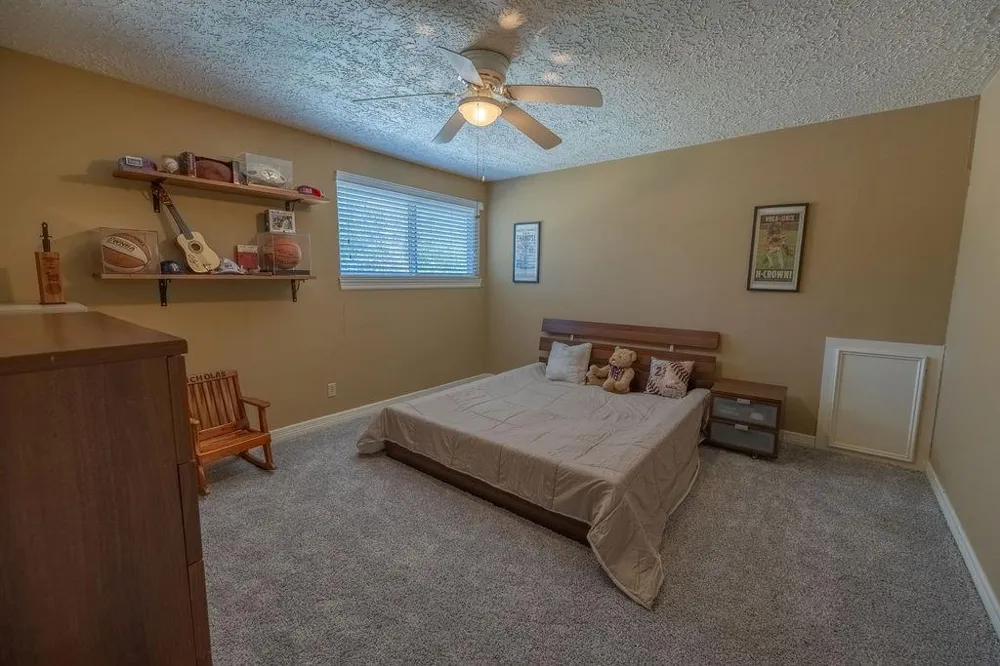 11918 Dorrance Lane Meadows Place, TX 77477