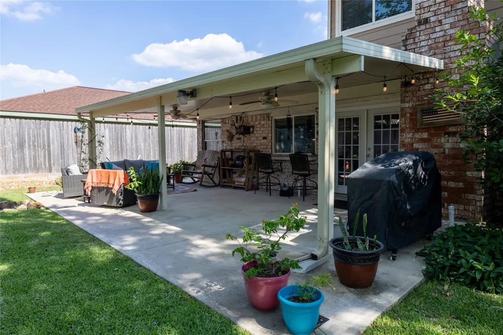 11918 Dorrance Lane Meadows Place, TX 77477