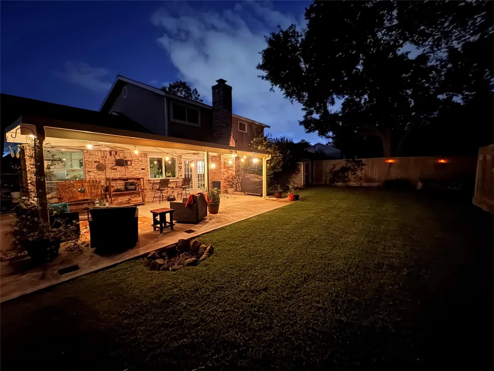 11918 Dorrance Lane Meadows Place, TX 77477