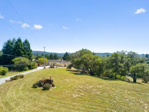 3230 Hillman Lane