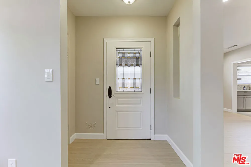 10529 Mount Gleason Avenue Sunland, CA 91040
