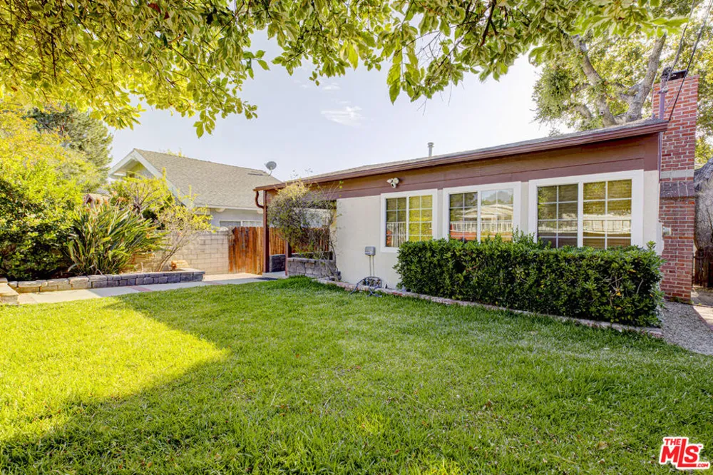 10529 Mount Gleason Avenue Sunland, CA 91040