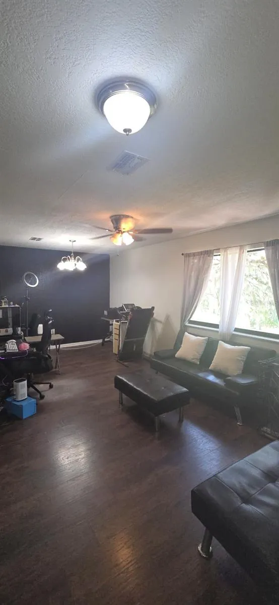 4322 CASAURINA ROAD Lady Lake, FL 32159