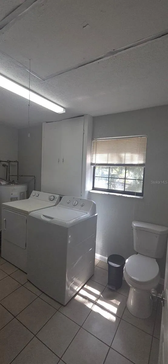 4322 CASAURINA ROAD Lady Lake, FL 32159
