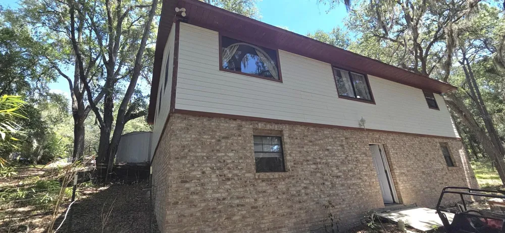 4322 CASAURINA ROAD Lady Lake, FL 32159