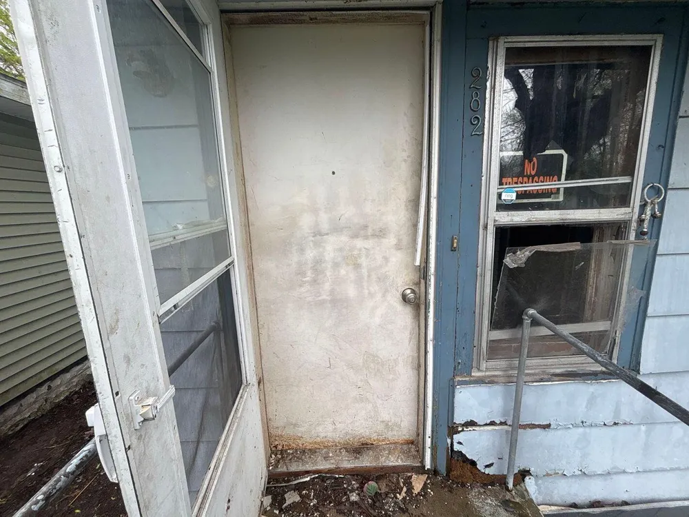 282 Chestnut Street Benton Harbor, MI 49022