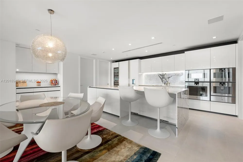 10201 Collins Ave #1806 Bal Harbour, FL 33154