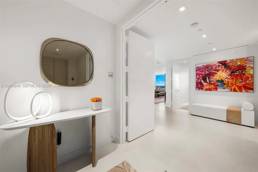 10201 Collins Ave #1806 Bal Harbour, FL 33154