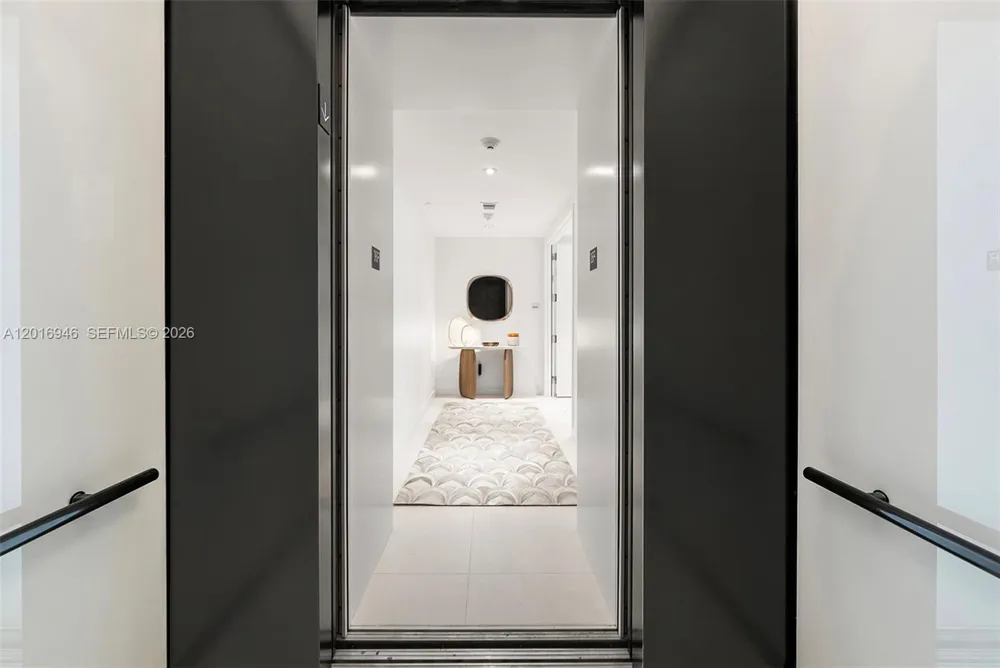 10201 Collins Ave #1806 Bal Harbour, FL 33154