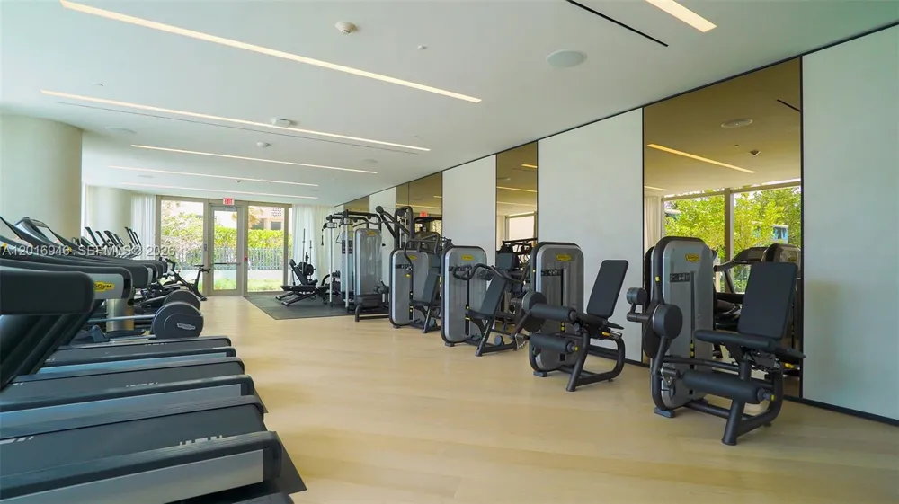 10201 Collins Ave #1806 Bal Harbour, FL 33154