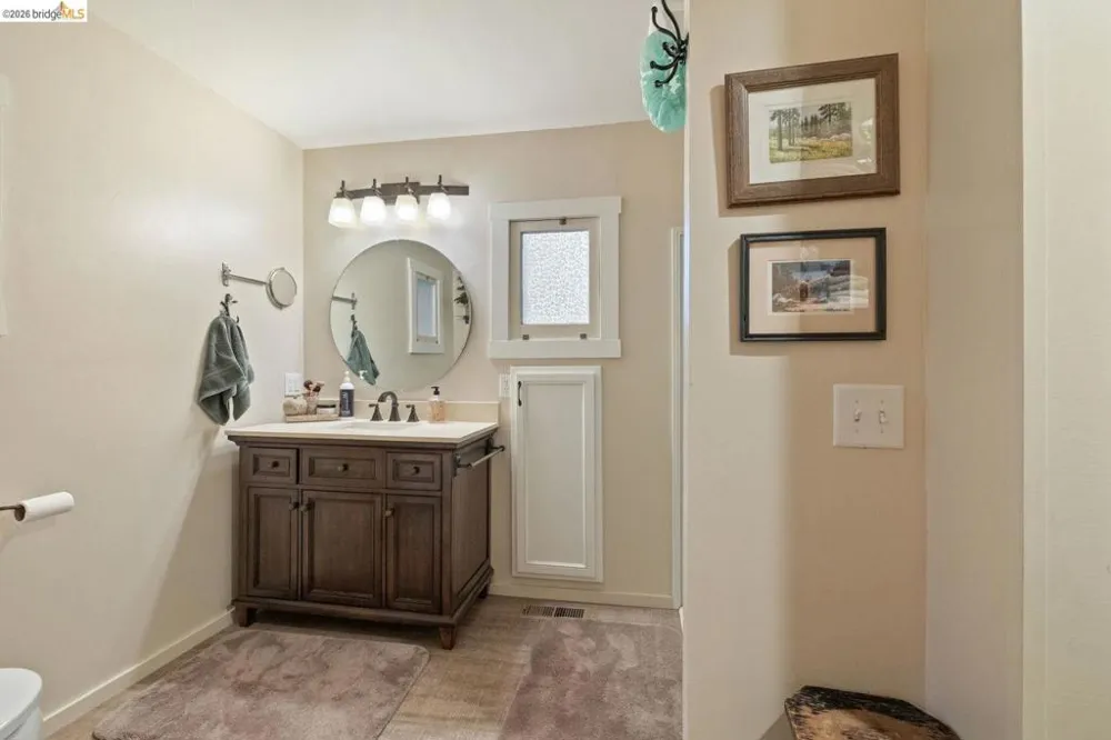 105 Pinecrest Lake RD Pinecrest, CA 95364