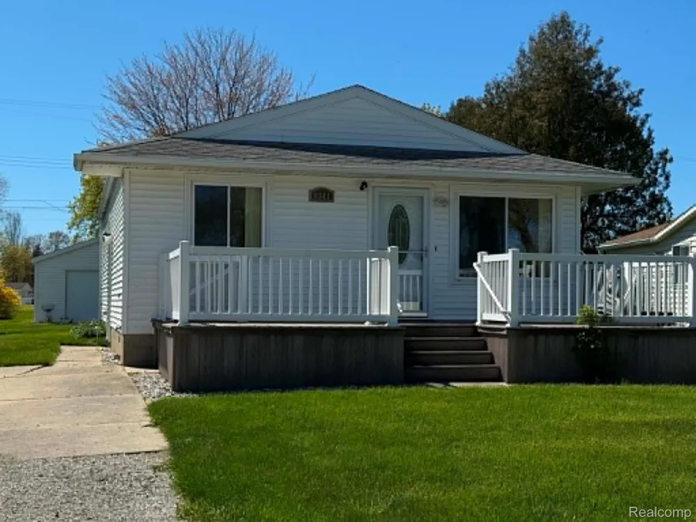 8541 Adams Street Port Austin Village, MI 48467