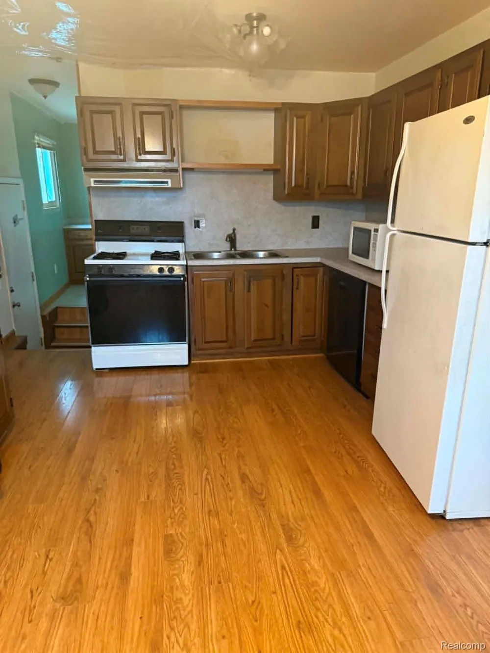 8541 Adams Street Port Austin Village, MI 48467
