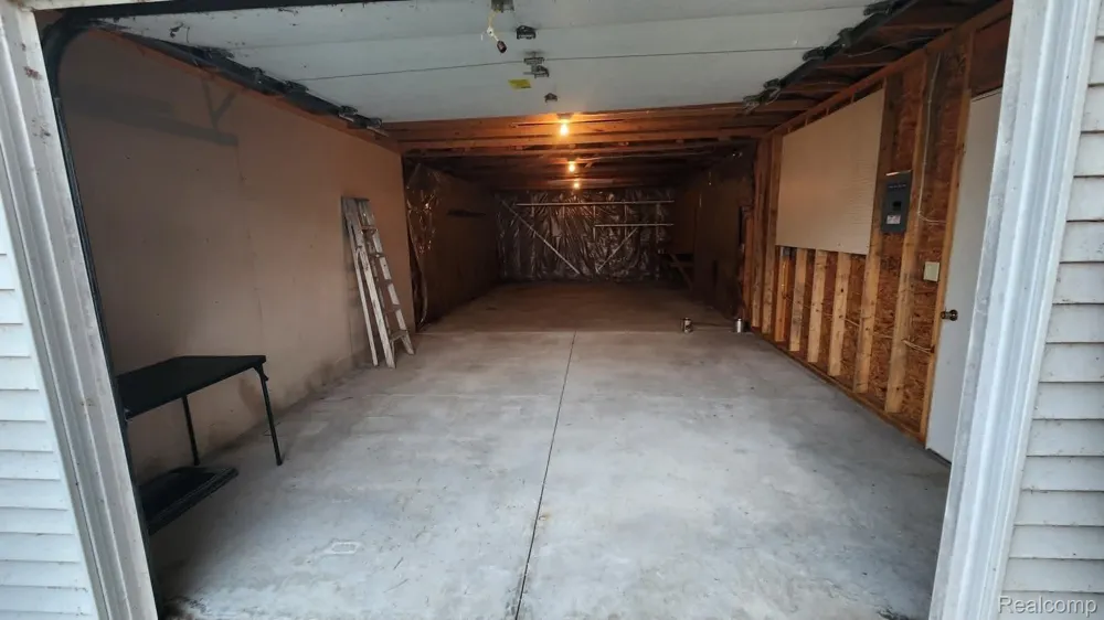 8541 Adams Street Port Austin Village, MI 48467