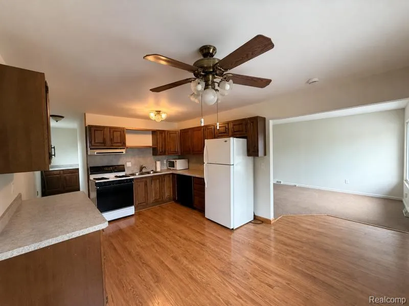 8541 Adams Street Port Austin Village, MI 48467