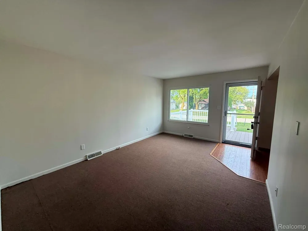 8541 Adams Street Port Austin Village, MI 48467