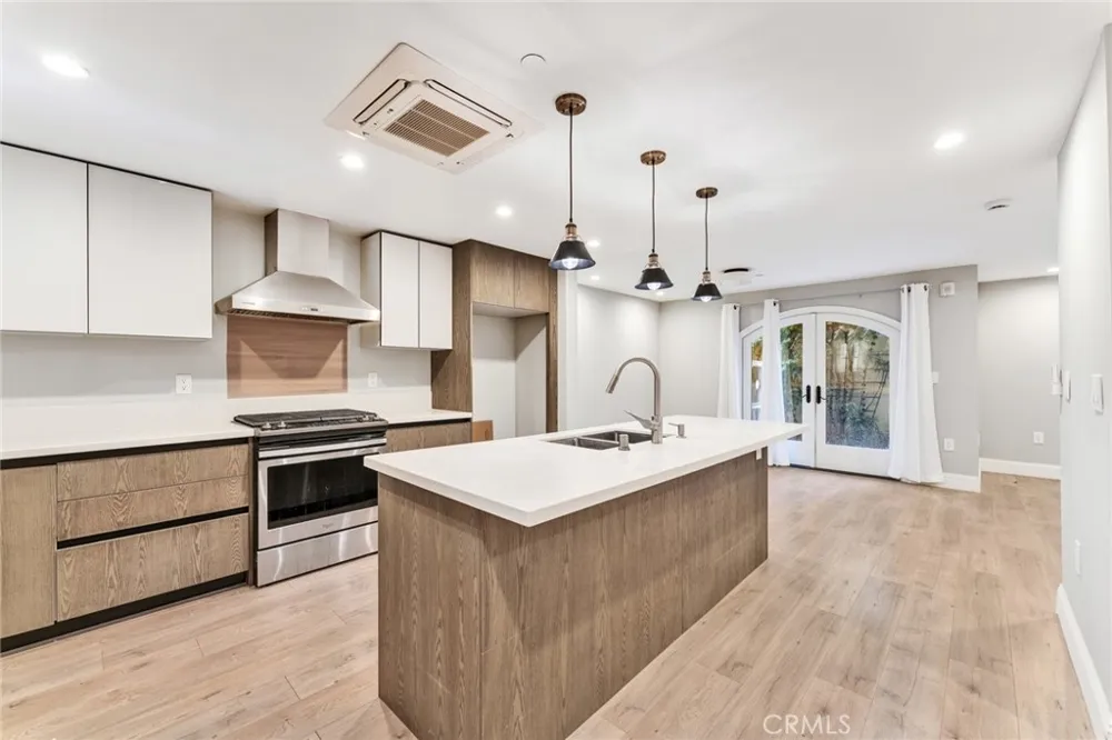 168 S Sierra Madre Boulevard #113 Pasadena, CA 91107