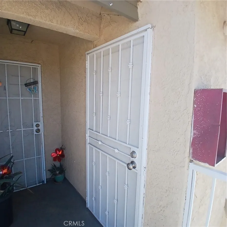 509 E Avenue Q-2 Unit B #B Palmdale, CA 93550