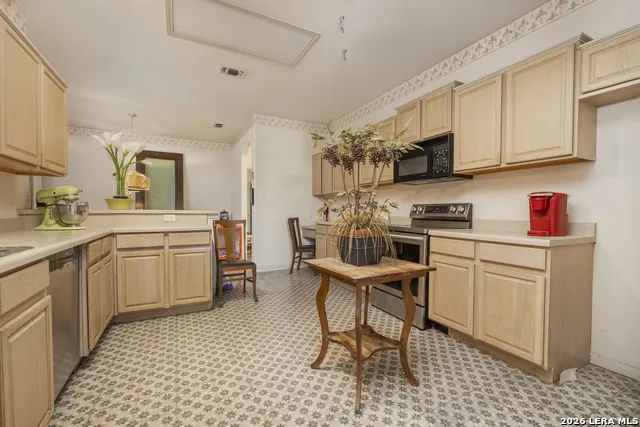 2039 Thicket Trail Dr San Antonio, TX 78248