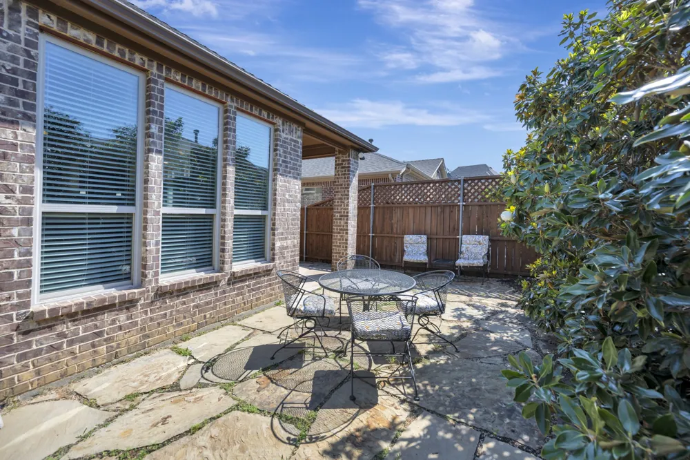 448 Chestnut Lane Roanoke, TX 76262