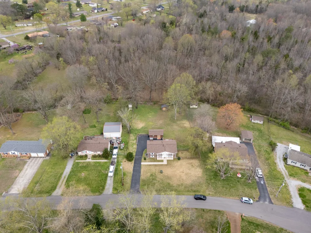 126 Robertson Ave Greenbrier, TN 37073
