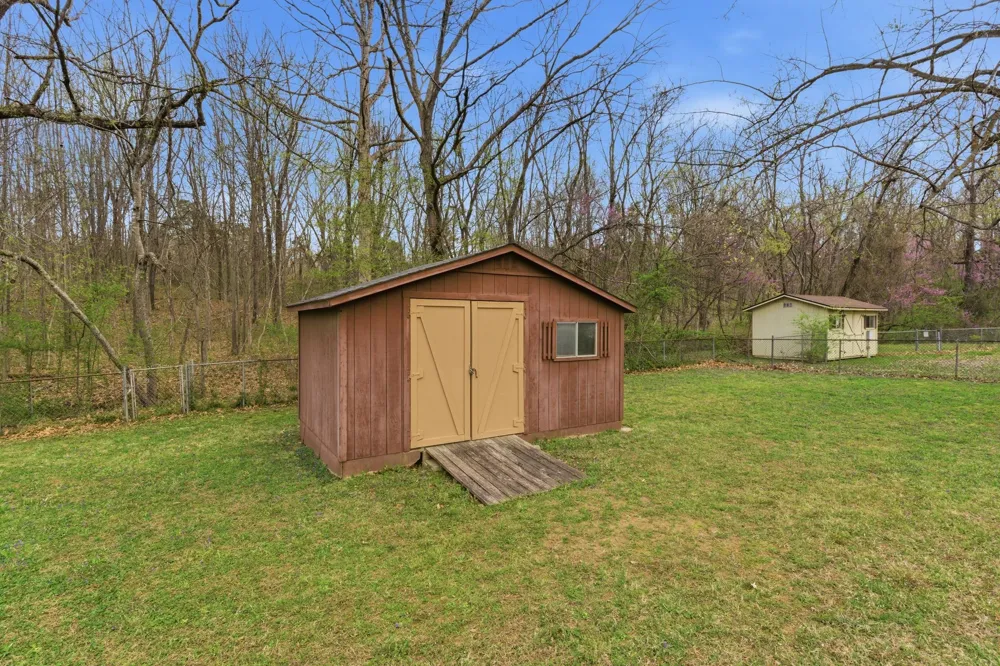 126 Robertson Ave Greenbrier, TN 37073