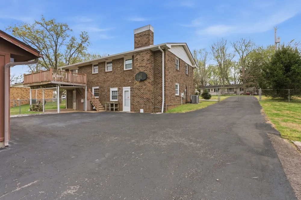 126 Robertson Ave Greenbrier, TN 37073