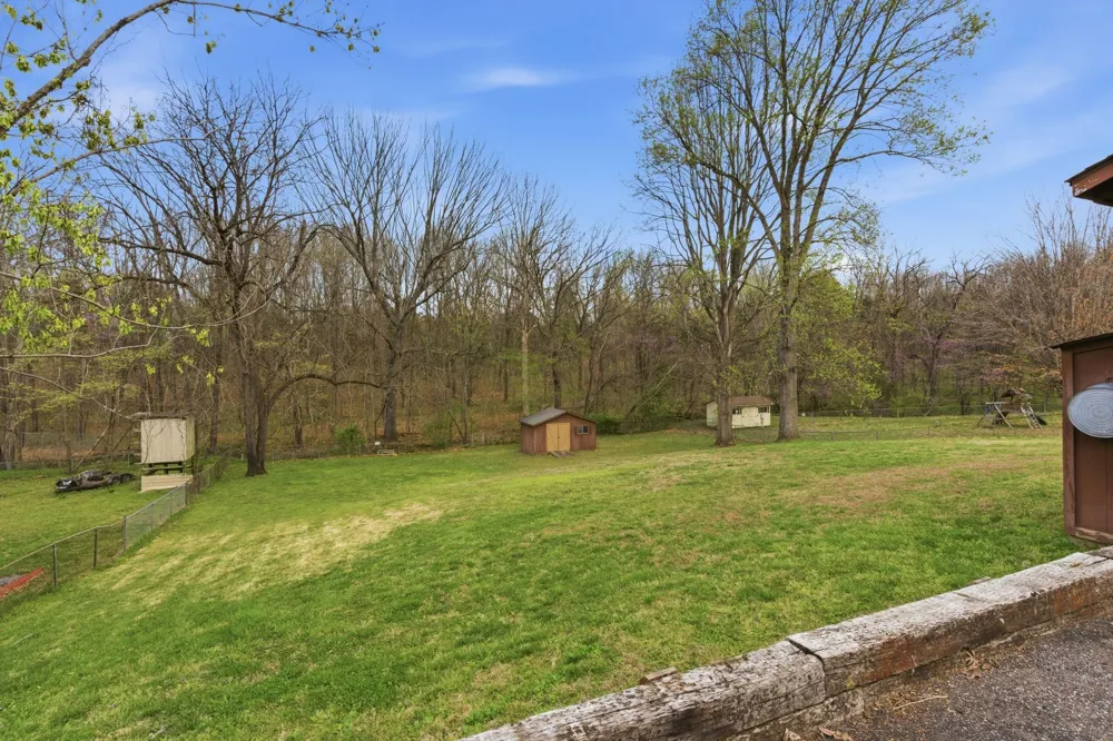 126 Robertson Ave Greenbrier, TN 37073