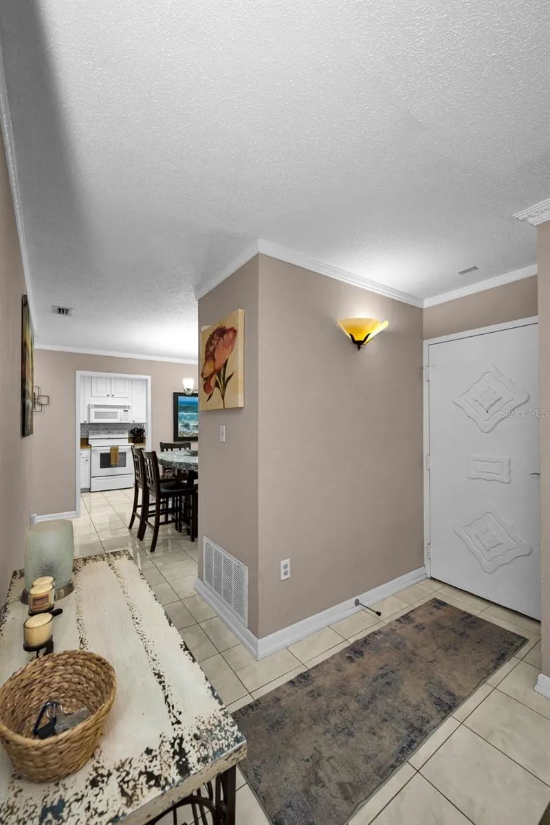 2700 BAYSHORE BOULEVARD #2205 Dunedin, FL 34698