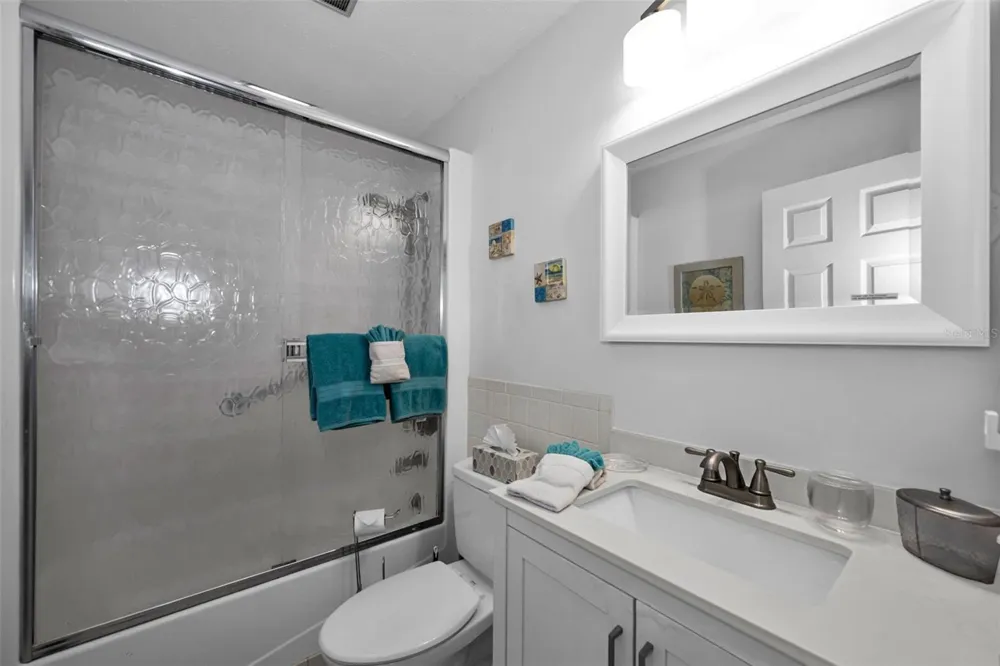 2700 BAYSHORE BOULEVARD #2205 Dunedin, FL 34698
