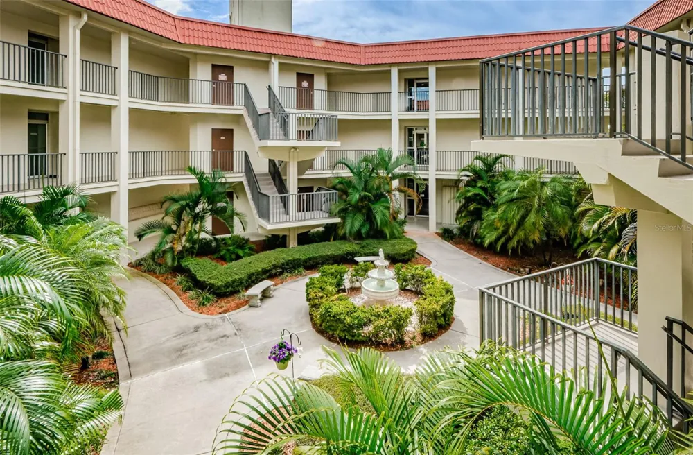 2700 BAYSHORE BOULEVARD #2205 Dunedin, FL 34698