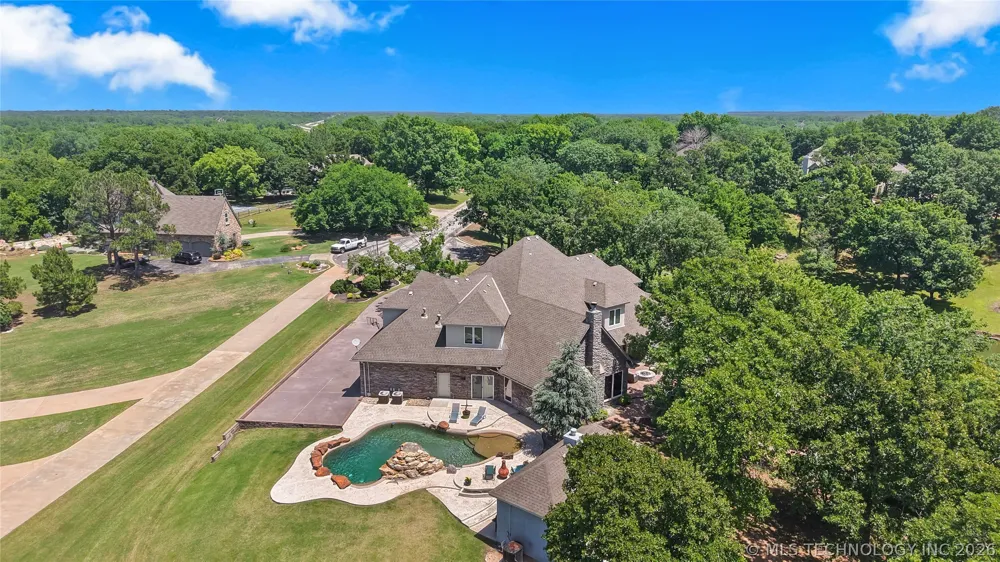 412 W Sunset Court Catoosa, OK 74015