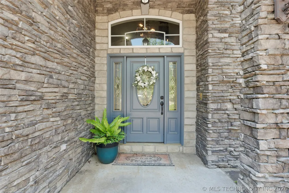 412 W Sunset Court Catoosa, OK 74015
